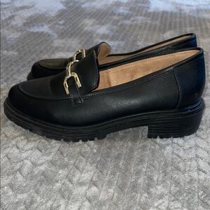 Rachel Zoe Mila Faux Leather Lug Sole Loafers w gold buckle. Black. Size 9.